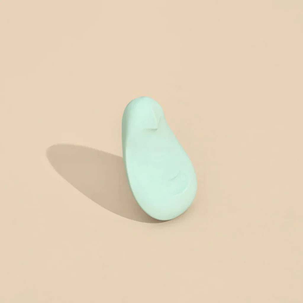 Dame Pom Jade